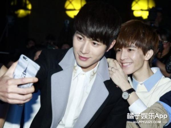 明星成名后同学会爆黑料吗知乎全文,_卓伟52个爆料内容整理_卓伟知乎直播爆料内容